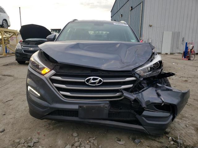 Photo 4 VIN: KM8J3CA41HU485215 - HYUNDAI TUCSON 