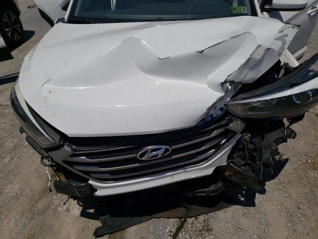 Photo 11 VIN: KM8J3CA41JU613264 - HYUNDAI TUCSON 