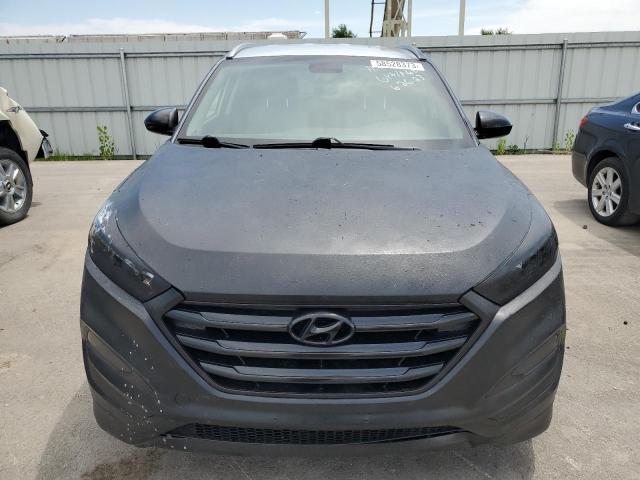 Photo 4 VIN: KM8J3CA41JU629674 - HYUNDAI TUCSON 