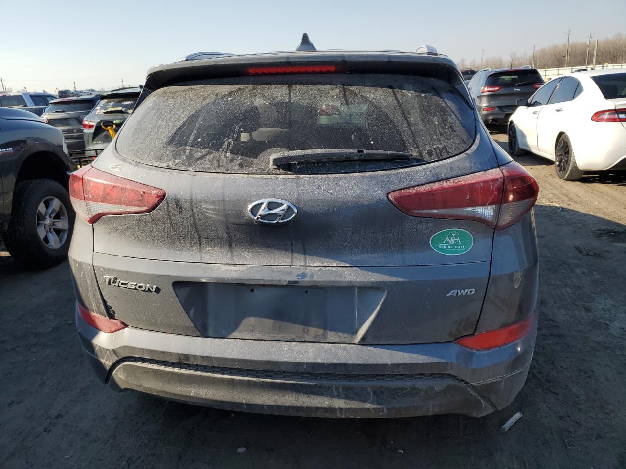 Photo 5 VIN: KM8J3CA41JU681113 - HYUNDAI TUCSON 