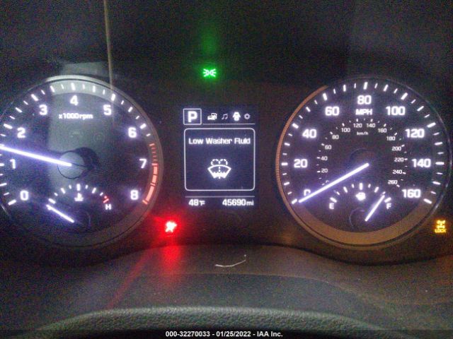 Photo 6 VIN: KM8J3CA41JU728348 - HYUNDAI TUCSON 