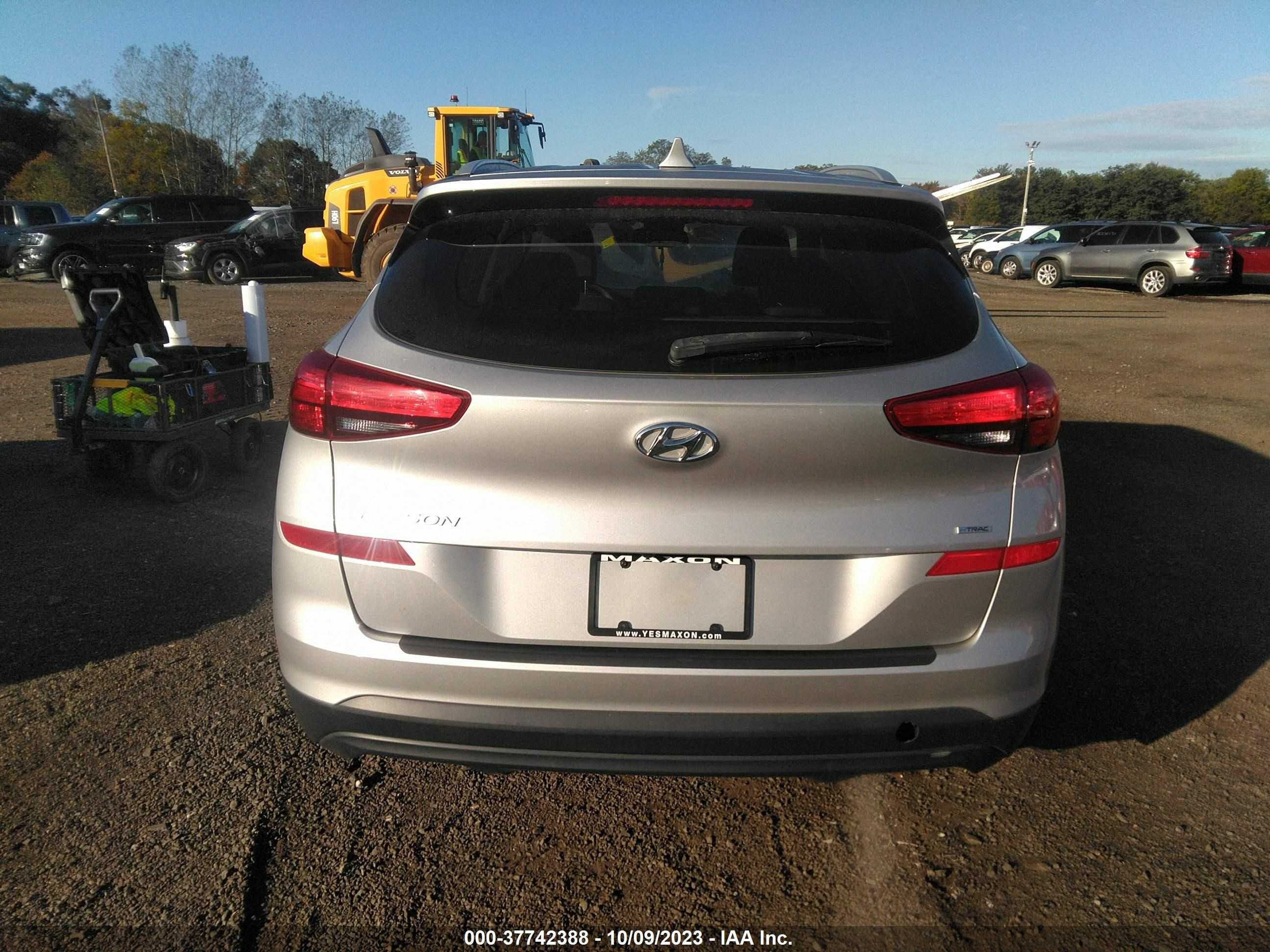 Photo 15 VIN: KM8J3CA41LU168950 - HYUNDAI TUCSON 