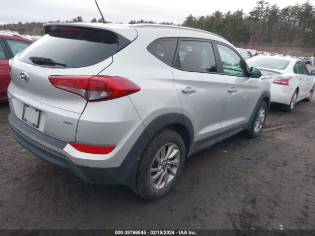 Photo 3 VIN: KM8J3CA42GU055031 - HYUNDAI TUCSON 