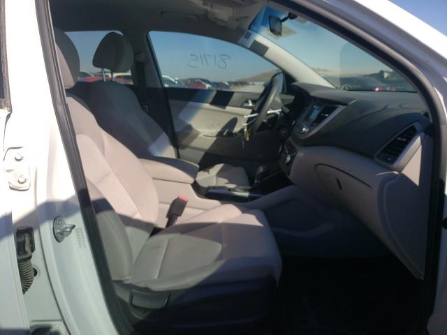 Photo 4 VIN: KM8J3CA42GU055398 - HYUNDAI TUCSON 