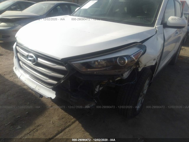 Photo 5 VIN: KM8J3CA42GU102395 - HYUNDAI TUCSON 