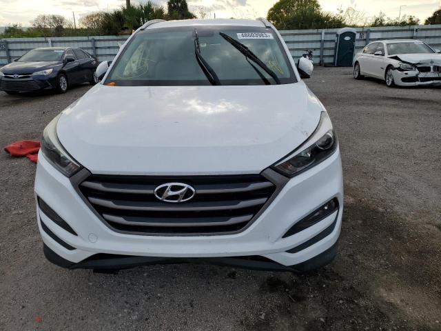 Photo 4 VIN: KM8J3CA42GU106852 - HYUNDAI TUCSON LIM 