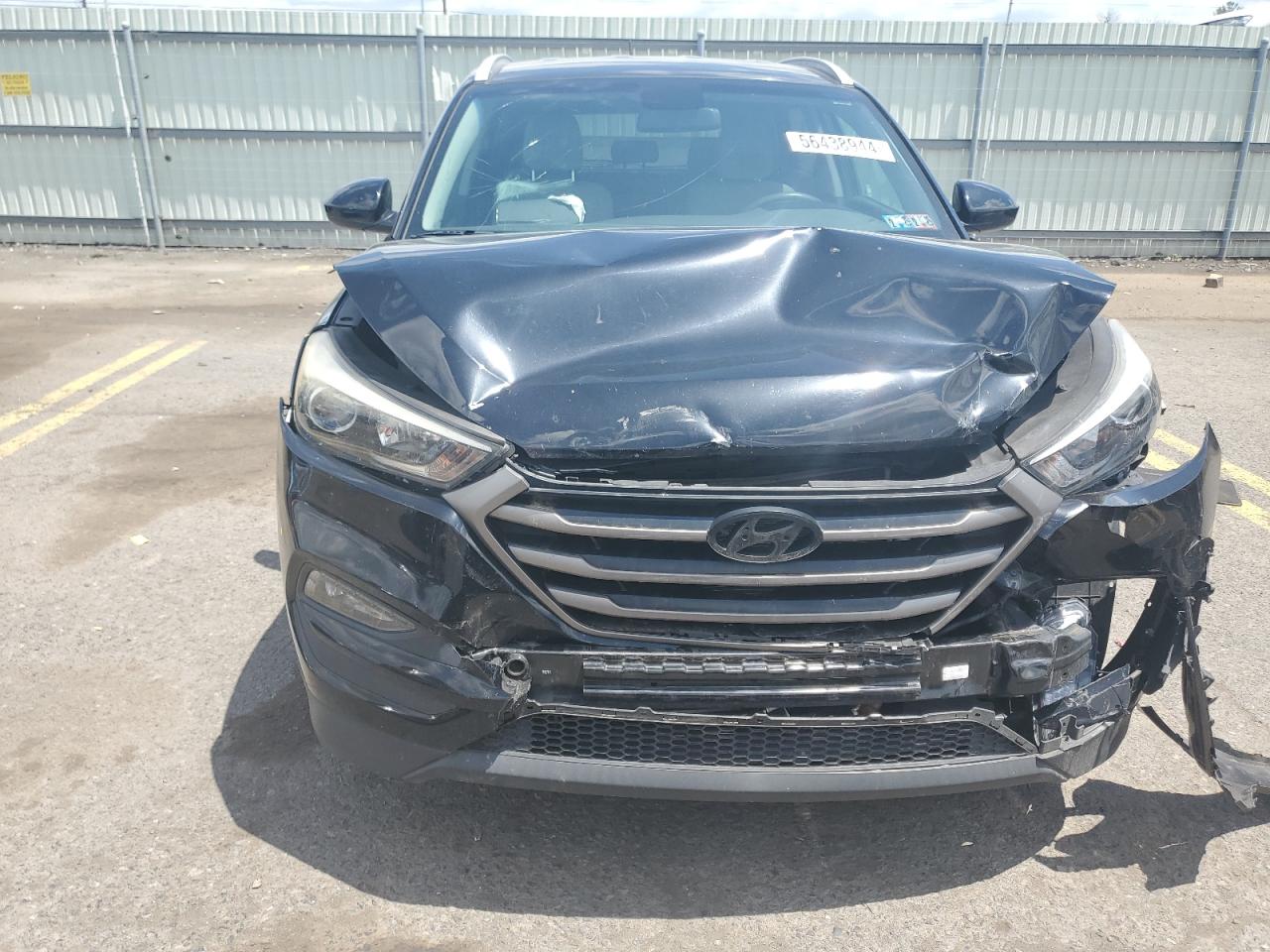 Photo 4 VIN: KM8J3CA42GU108052 - HYUNDAI TUCSON 