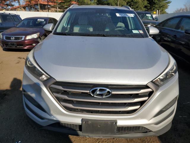 Photo 4 VIN: KM8J3CA42GU182121 - HYUNDAI TUCSON 