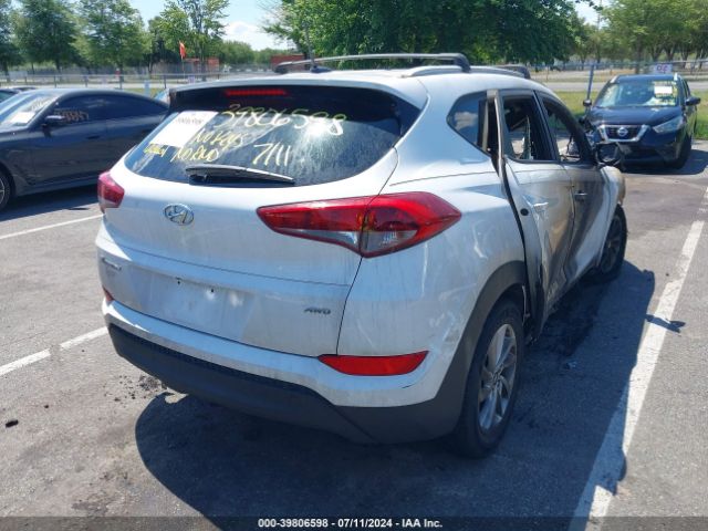 Photo 3 VIN: KM8J3CA42HU398357 - HYUNDAI TUCSON 