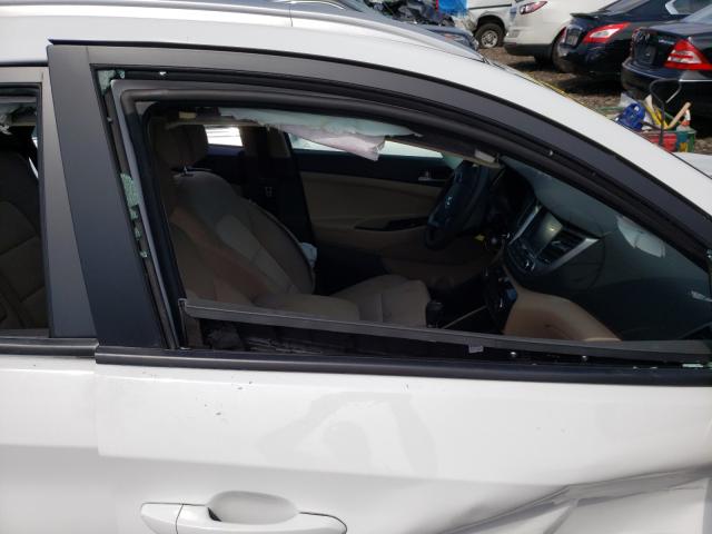 Photo 4 VIN: KM8J3CA42JU612169 - HYUNDAI TUCSON SEL 