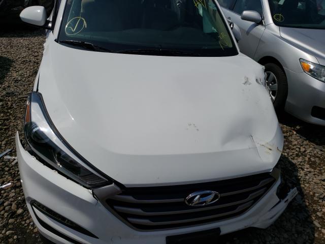 Photo 6 VIN: KM8J3CA42JU612169 - HYUNDAI TUCSON SEL 