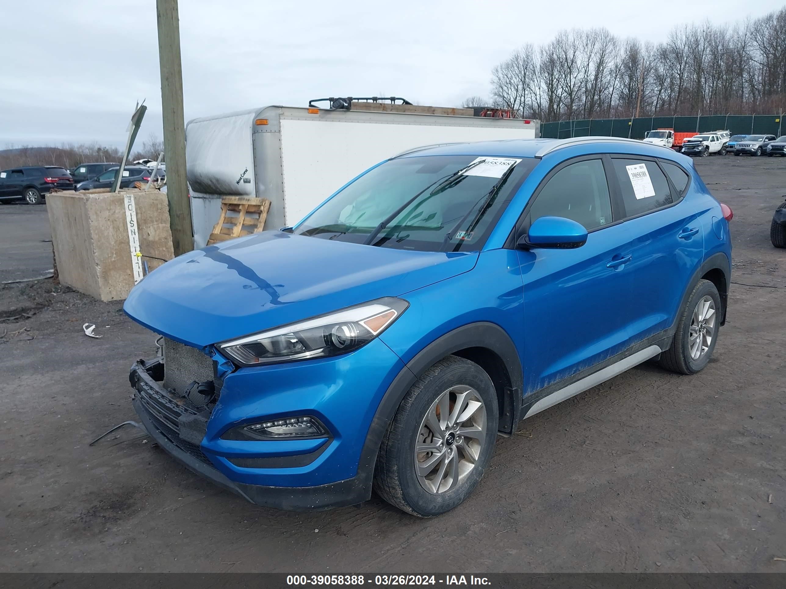 Photo 1 VIN: KM8J3CA42JU624645 - HYUNDAI TUCSON 