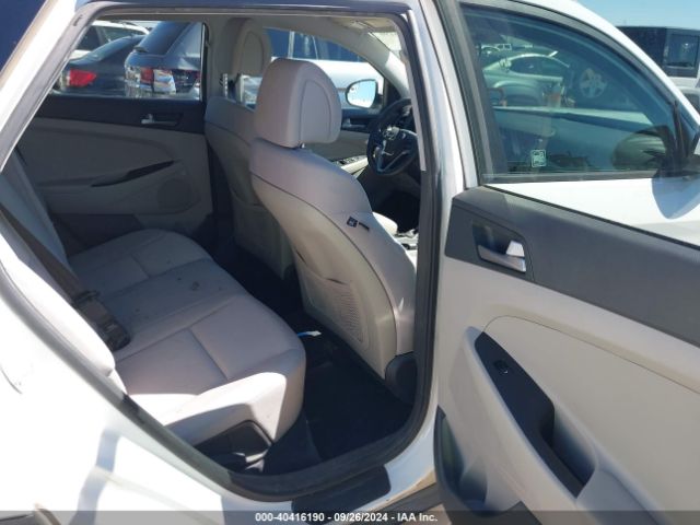 Photo 7 VIN: KM8J3CA42JU666104 - HYUNDAI TUCSON 