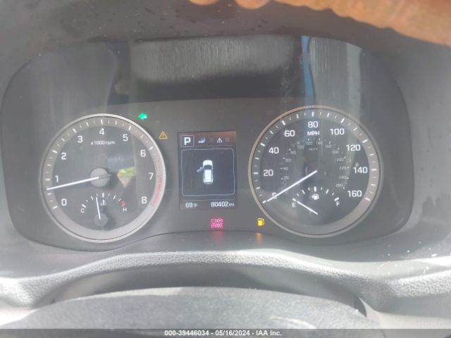 Photo 6 VIN: KM8J3CA42JU671061 - HYUNDAI TUCSON 