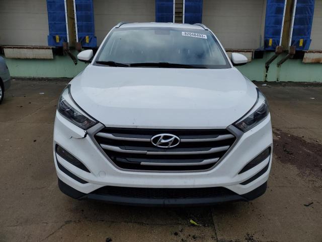 Photo 4 VIN: KM8J3CA42JU672405 - HYUNDAI TUCSON 