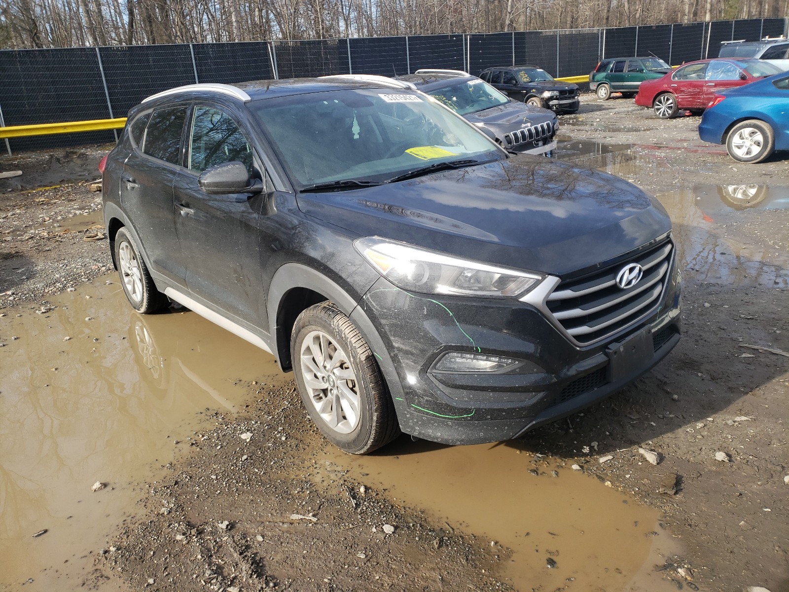 Photo 0 VIN: KM8J3CA42JU693464 - HYUNDAI TUCSON SEL 