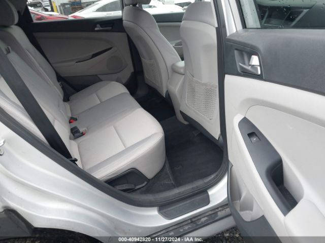 Photo 7 VIN: KM8J3CA42JU729007 - HYUNDAI TUCSON 