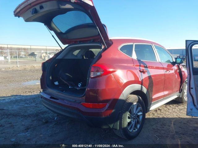 Photo 3 VIN: KM8J3CA42JU816485 - HYUNDAI TUCSON 