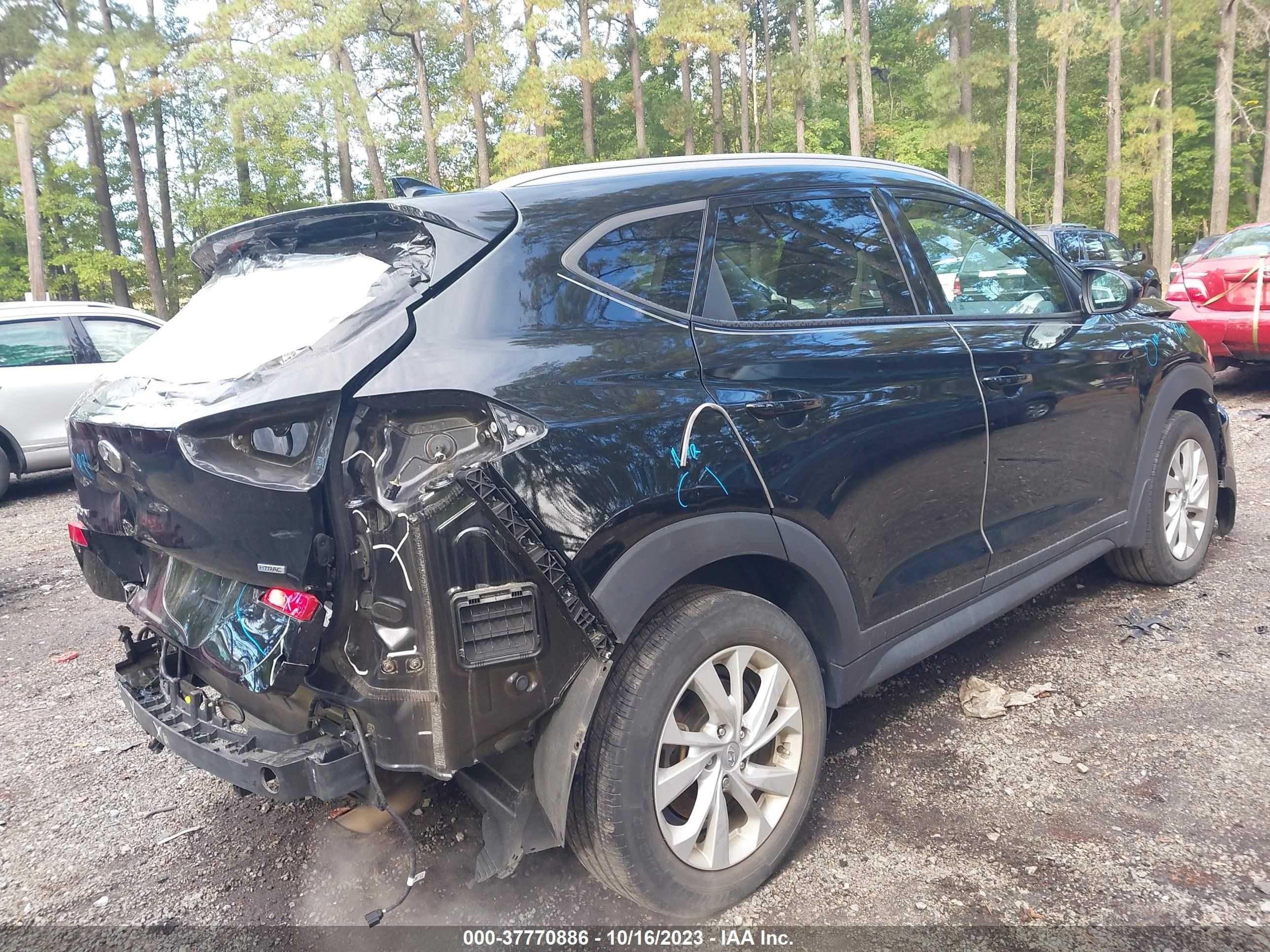 Photo 3 VIN: KM8J3CA42LU157049 - HYUNDAI TUCSON 