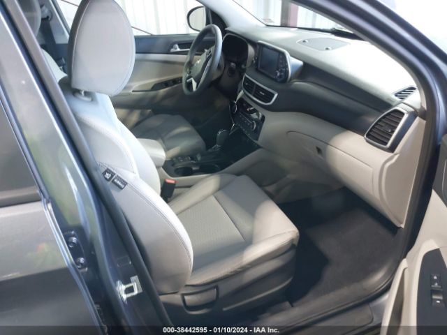 Photo 4 VIN: KM8J3CA42MU296339 - HYUNDAI TUCSON 