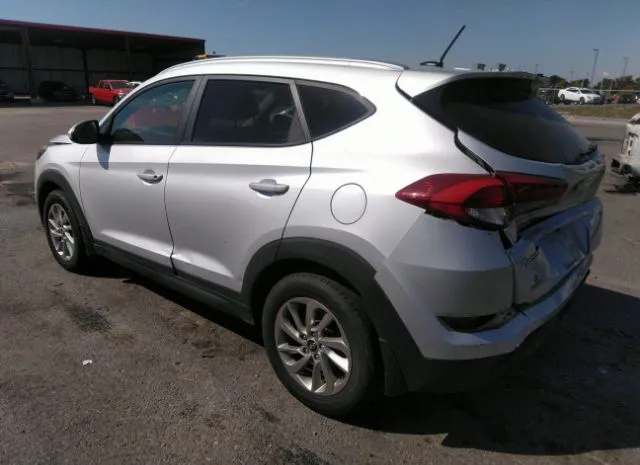 Photo 2 VIN: KM8J3CA43GU055913 - HYUNDAI TUCSON 