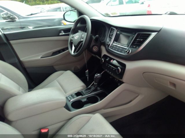 Photo 4 VIN: KM8J3CA43GU093142 - HYUNDAI TUCSON 