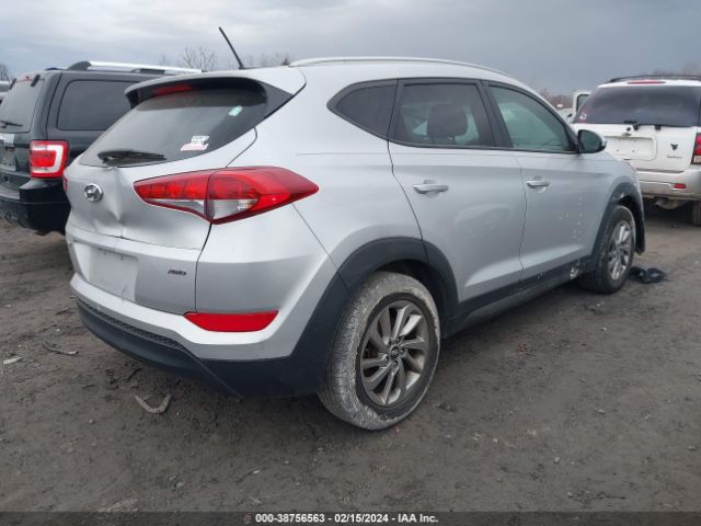 Photo 3 VIN: KM8J3CA43GU139956 - HYUNDAI TUCSON 