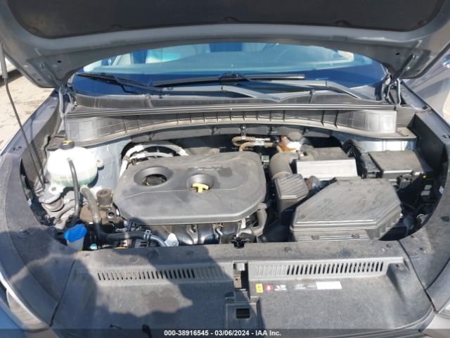 Photo 9 VIN: KM8J3CA43GU155168 - HYUNDAI TUCSON 