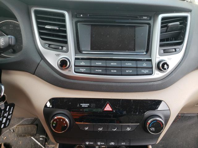 Photo 8 VIN: KM8J3CA43HU268622 - HYUNDAI TUCSON LIM 