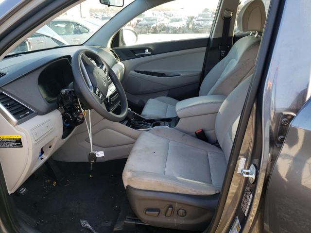 Photo 6 VIN: KM8J3CA43HU468836 - HYUNDAI TUCSON LIM 