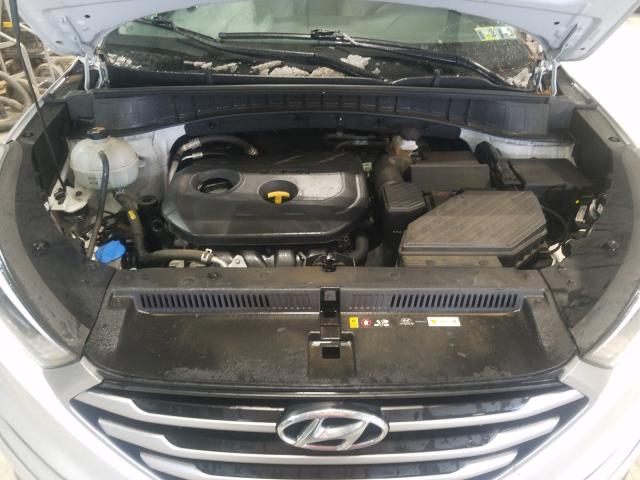 Photo 6 VIN: KM8J3CA43HU475463 - HYUNDAI TUCSON LIM 