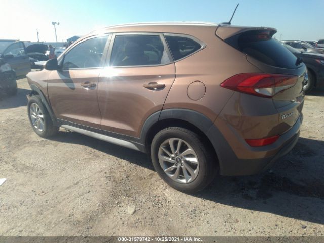 Photo 2 VIN: KM8J3CA43HU500779 - HYUNDAI TUCSON 