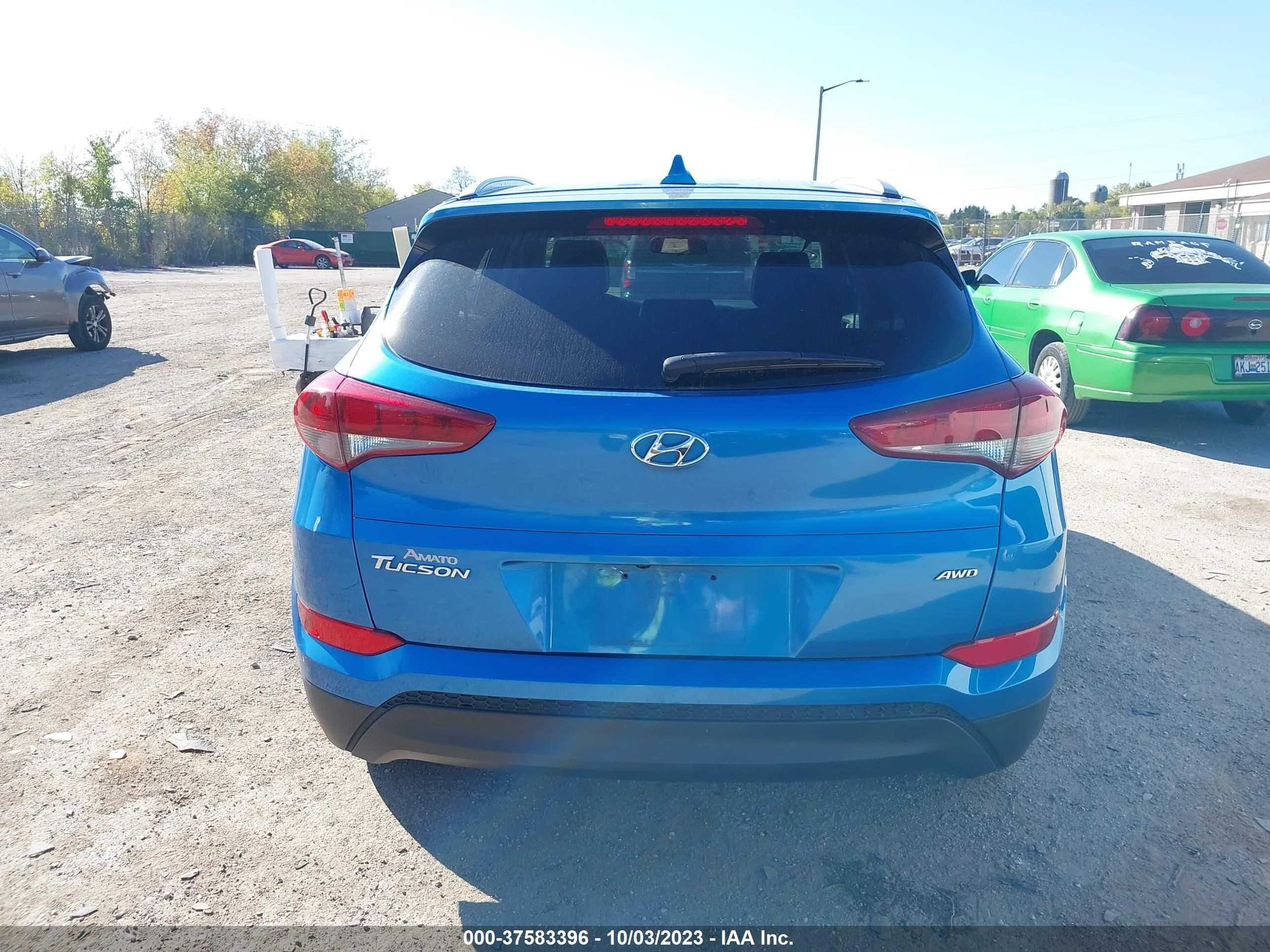 Photo 15 VIN: KM8J3CA43JU602444 - HYUNDAI TUCSON 