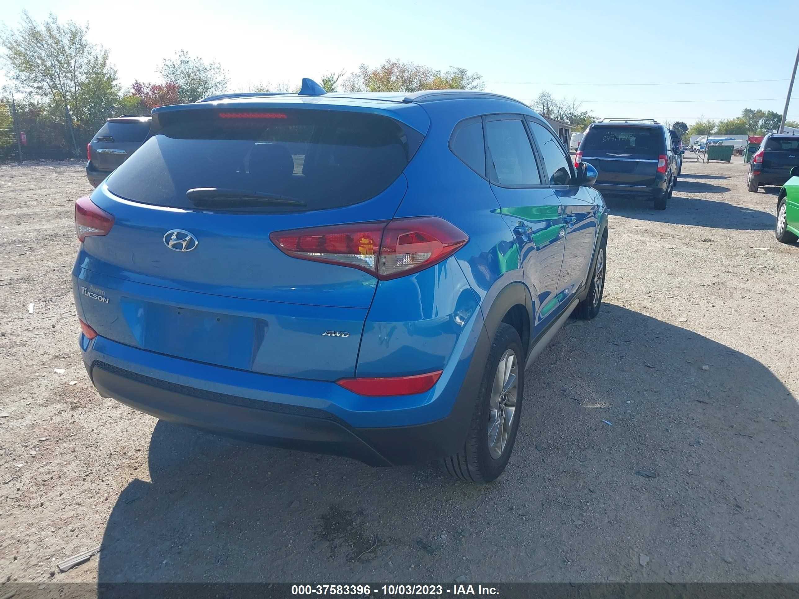 Photo 3 VIN: KM8J3CA43JU602444 - HYUNDAI TUCSON 