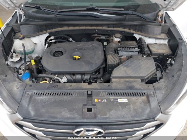 Photo 9 VIN: KM8J3CA43JU689584 - HYUNDAI TUCSON 