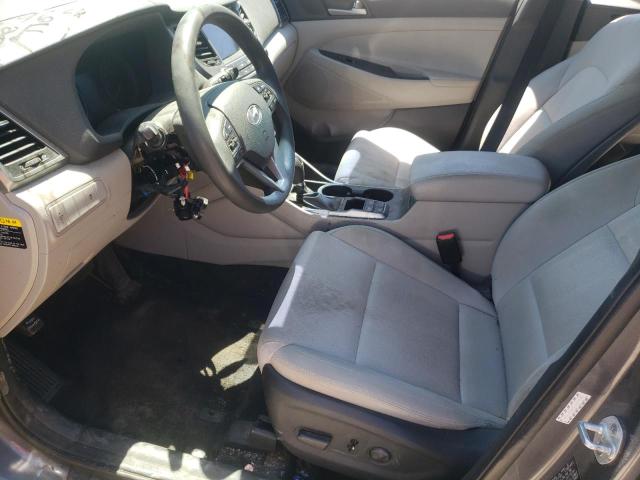 Photo 6 VIN: KM8J3CA43JU747189 - HYUNDAI TUCSON 