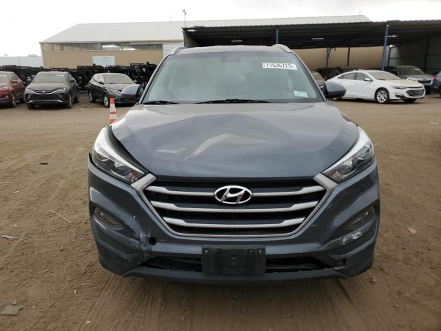 Photo 4 VIN: KM8J3CA43JU748889 - HYUNDAI TUCSON 