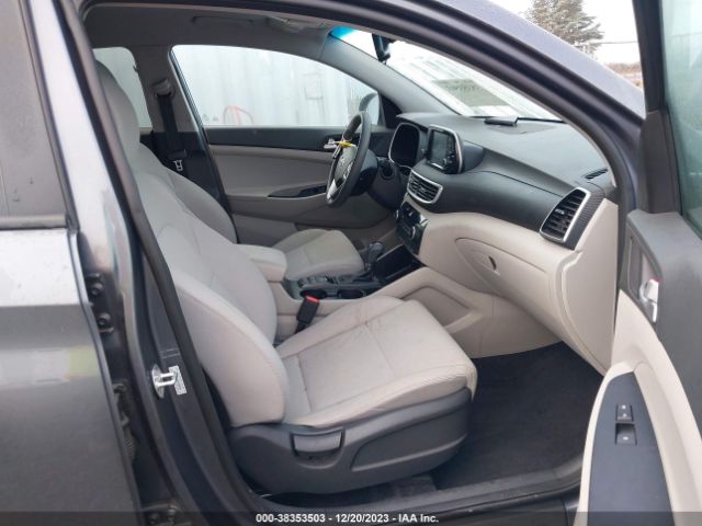 Photo 4 VIN: KM8J3CA43KU985934 - HYUNDAI TUCSON 