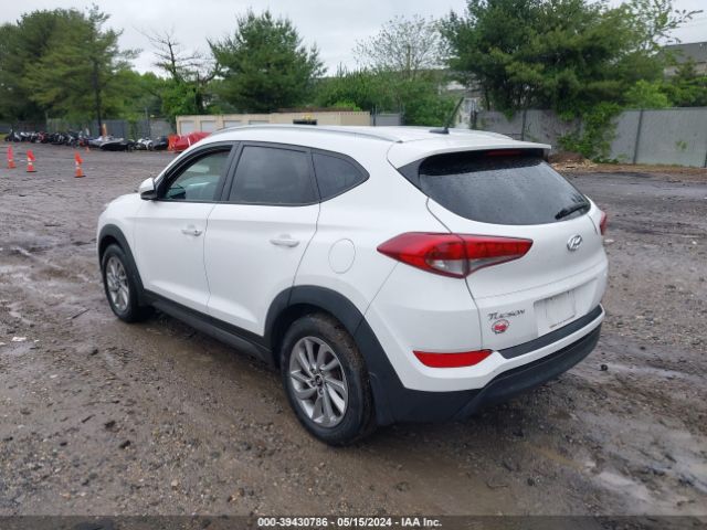 Photo 2 VIN: KM8J3CA44GU062823 - HYUNDAI TUCSON 