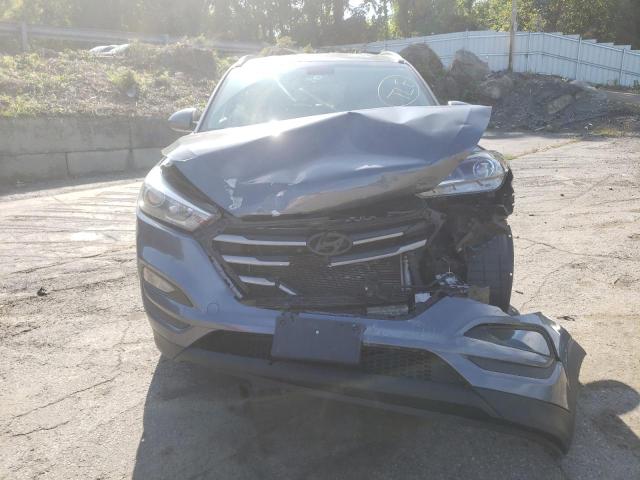 Photo 4 VIN: KM8J3CA44GU125659 - HYUNDAI TUCSON LIM 