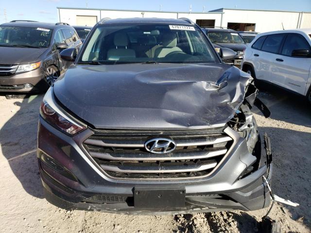 Photo 4 VIN: KM8J3CA44GU230136 - HYUNDAI TUCSON LIM 