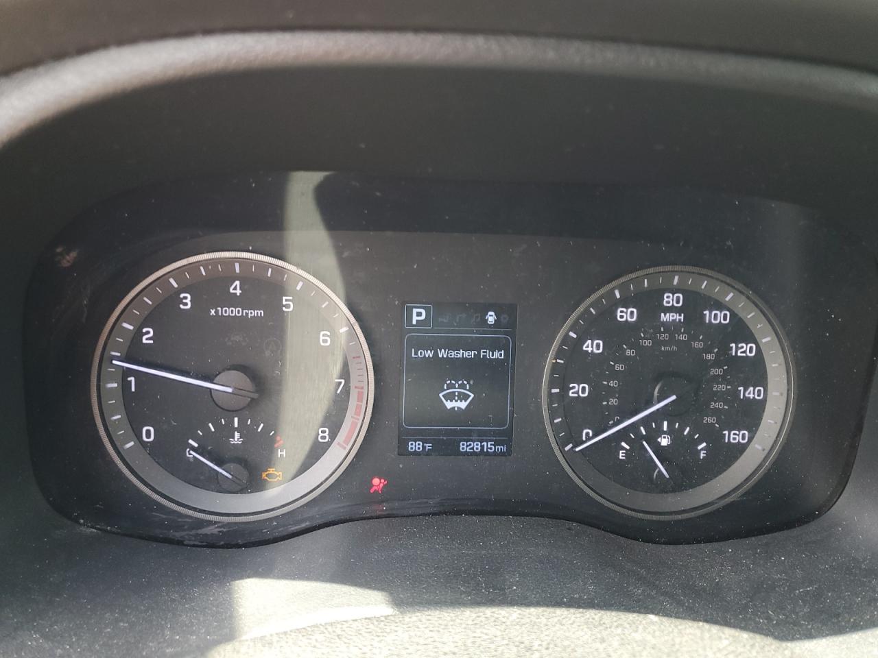 Photo 8 VIN: KM8J3CA44HU548355 - HYUNDAI TUCSON 