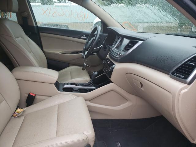 Photo 4 VIN: KM8J3CA44HU557962 - HYUNDAI TUCSON LIM 