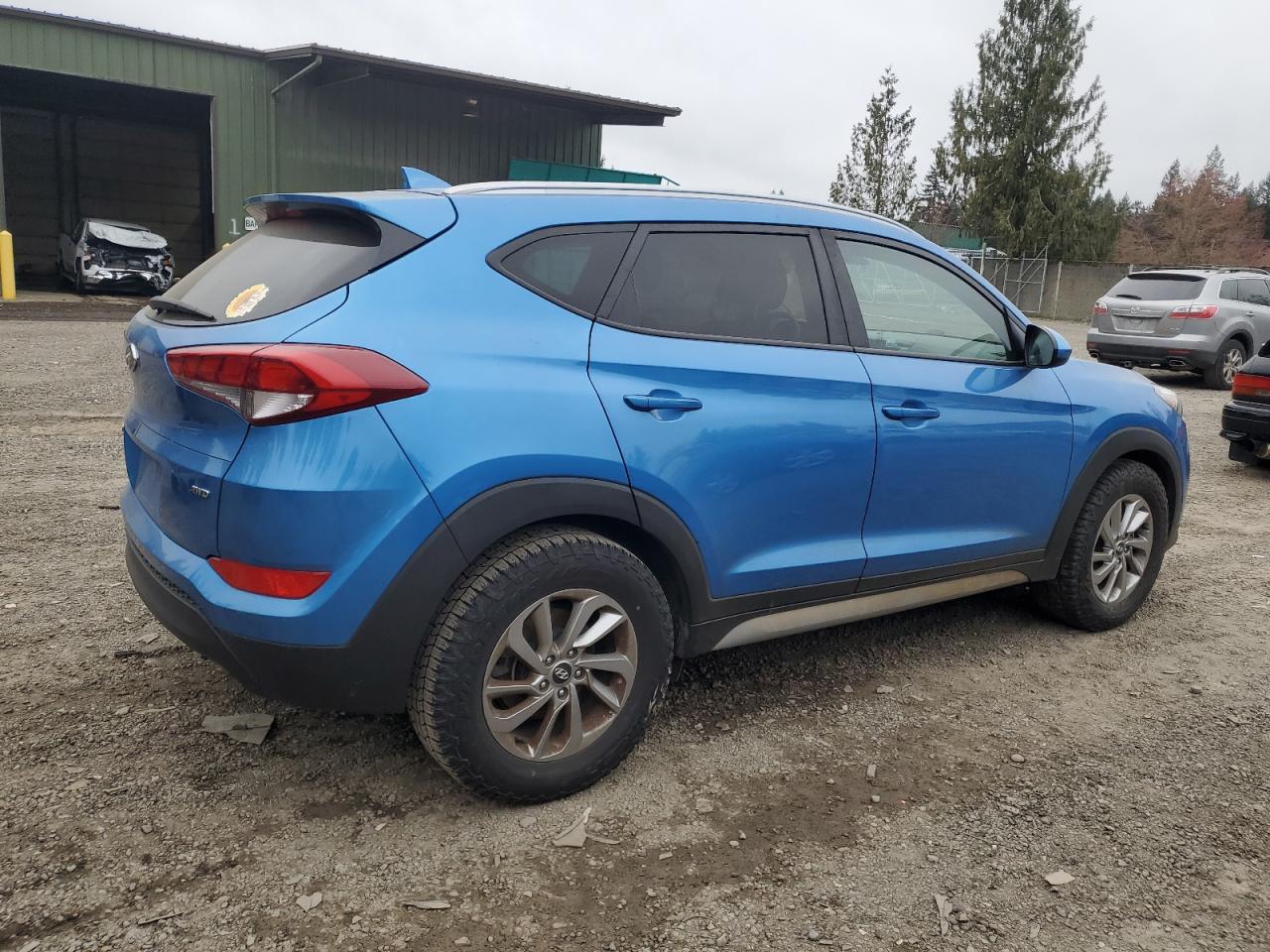 Photo 2 VIN: KM8J3CA44JU666377 - HYUNDAI TUCSON 