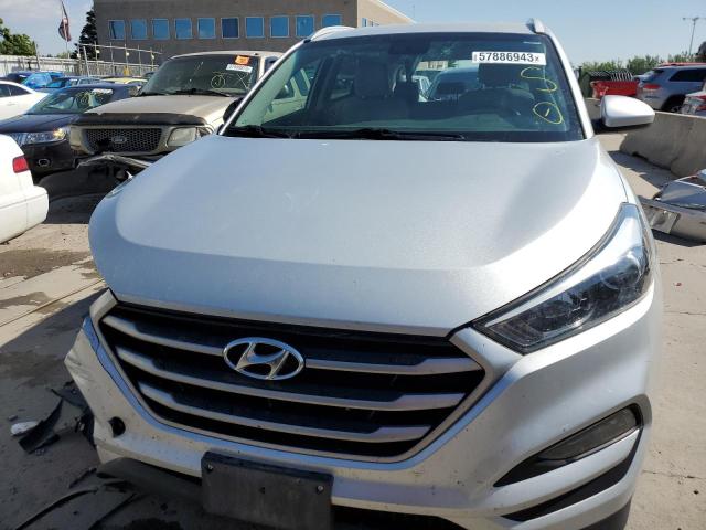 Photo 4 VIN: KM8J3CA44JU710572 - HYUNDAI TUCSON SEL 