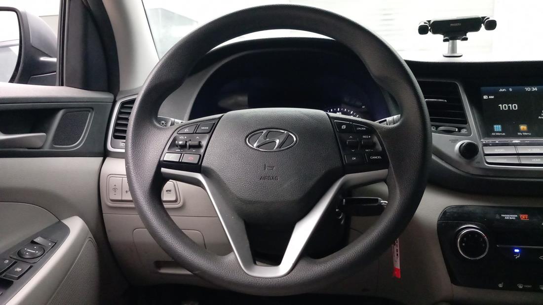 Photo 13 VIN: KM8J3CA44JU755088 - HYUNDAI TUCSON 