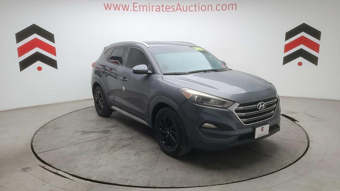 Photo 9 VIN: KM8J3CA44JU755088 - HYUNDAI TUCSON 