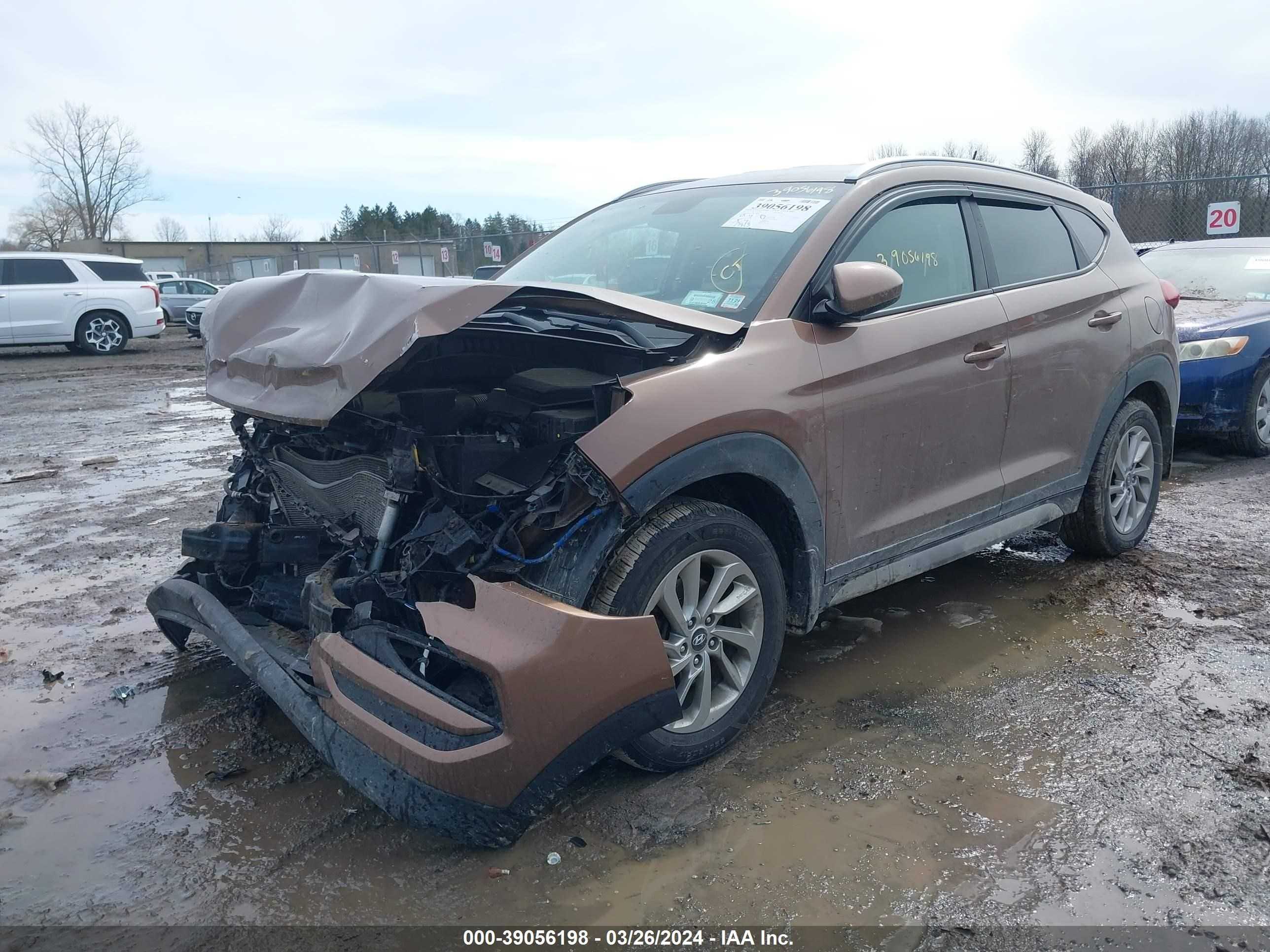 Photo 1 VIN: KM8J3CA45HU256696 - HYUNDAI TUCSON 