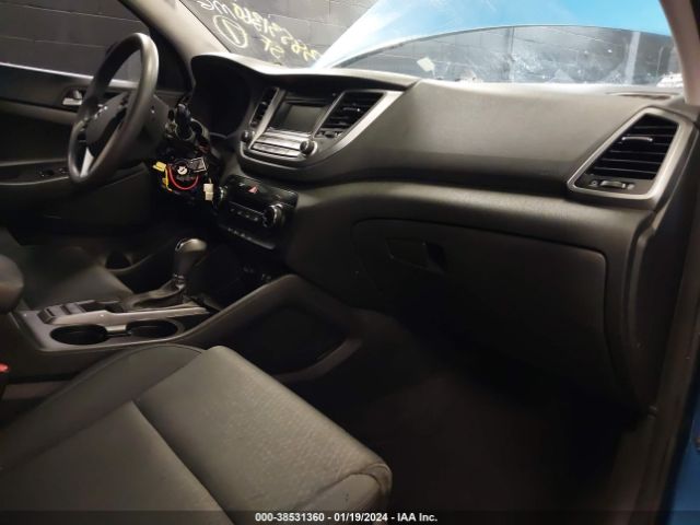 Photo 4 VIN: KM8J3CA45HU411764 - HYUNDAI TUCSON 