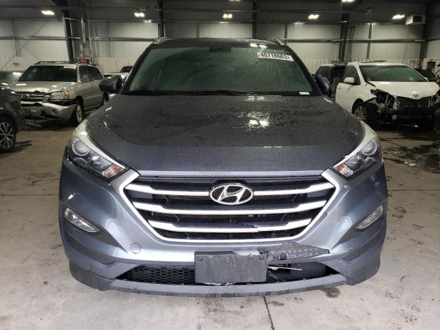 Photo 4 VIN: KM8J3CA45HU412543 - HYUNDAI TUCSON LIM 